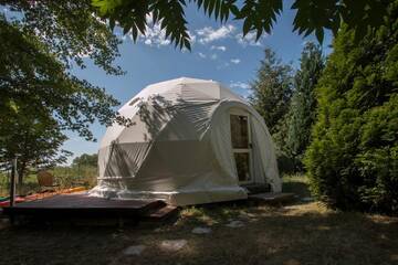 Фото номера Шатер Люкс-шатры Glamping Podgrodzie г. Нове-Варпно 3